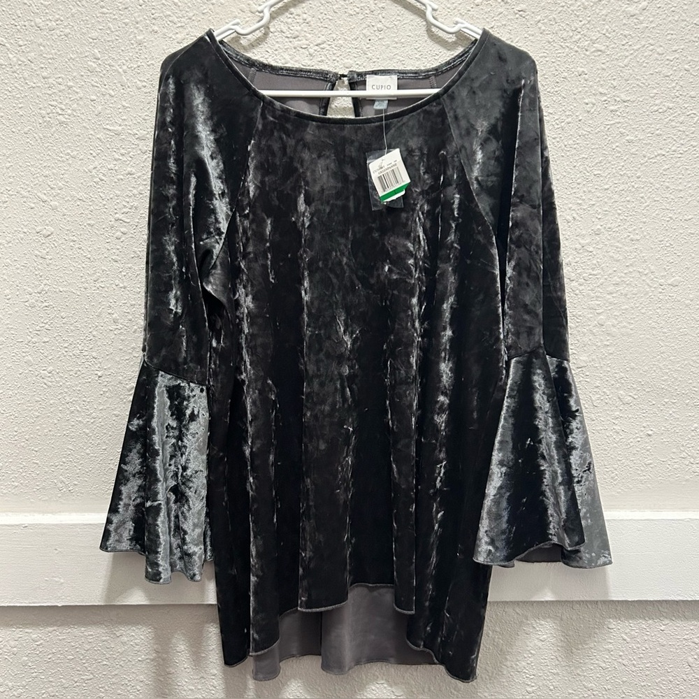 CUPIO Crushed Velvet Grey Bell Sleeve Blouse NEW Size Large